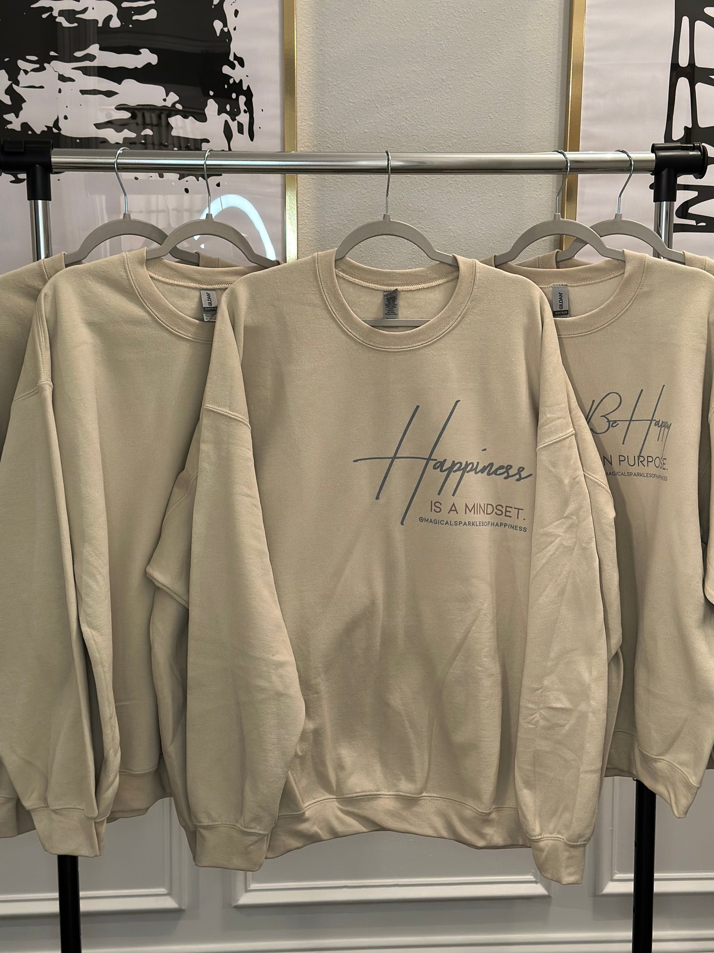 Sweatshirt - "Happiness is a Mindset!"